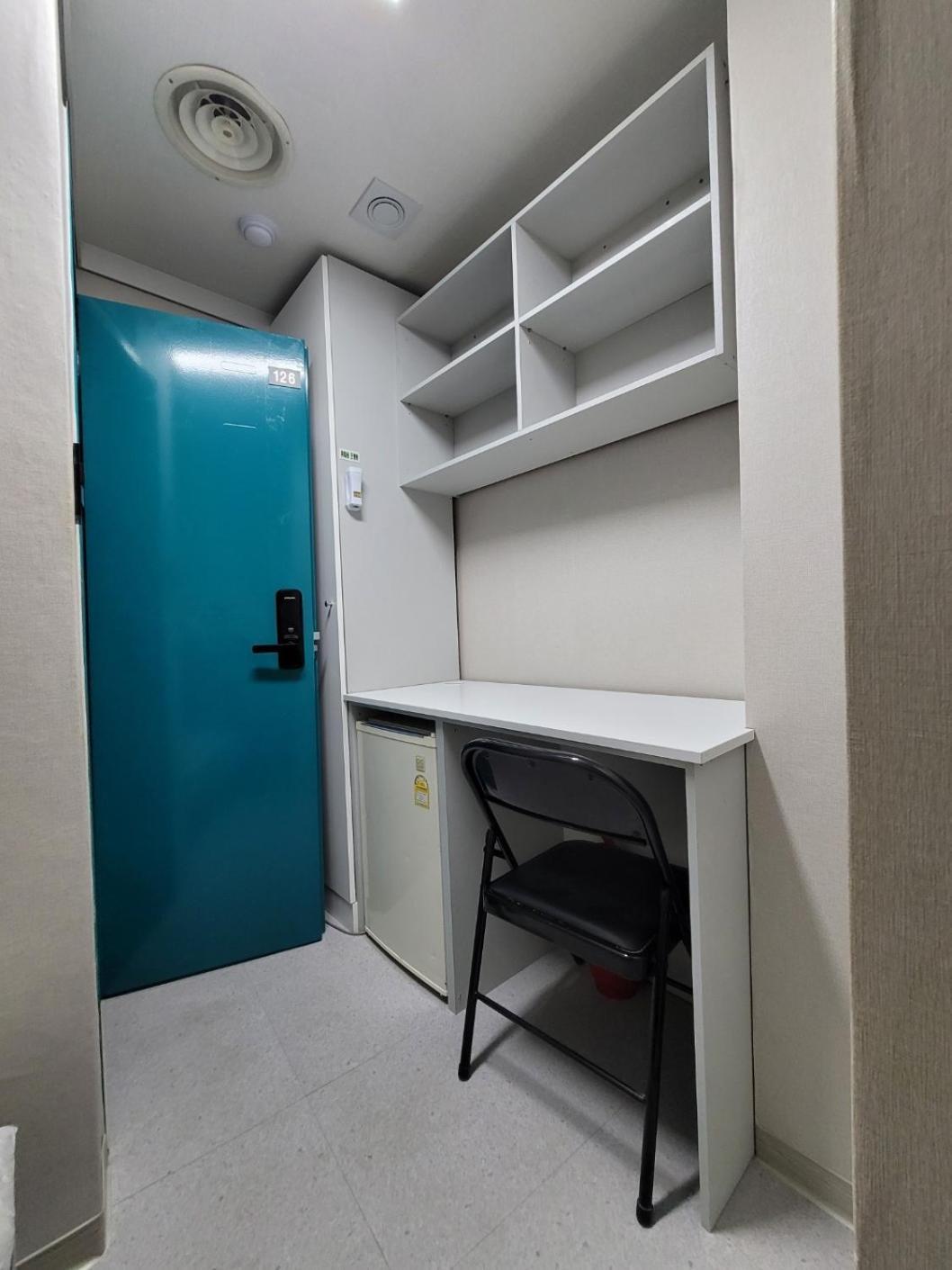 Female Only - Coco Stay Jongno Hyehwa Station Seoul Room photo